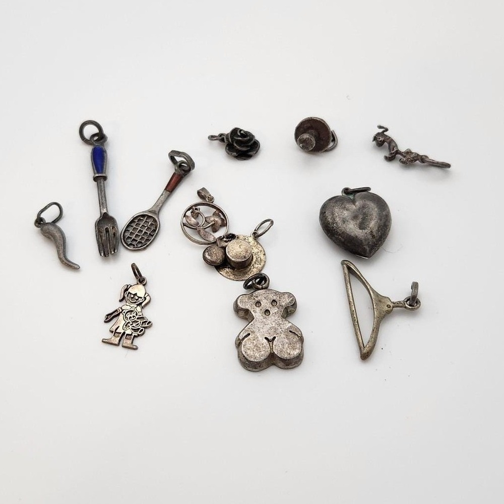 925 Vintage‎ Charm Lot Unisex OS Silver Mixed 12pc Heart Bear Sport Enameled